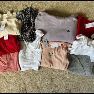 10 HOLLISTER ITEMS NEW WITH TAGS